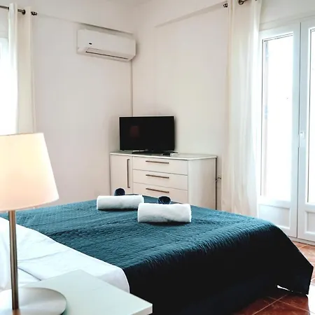 Aegean Breeze Luxury 公寓 Páros